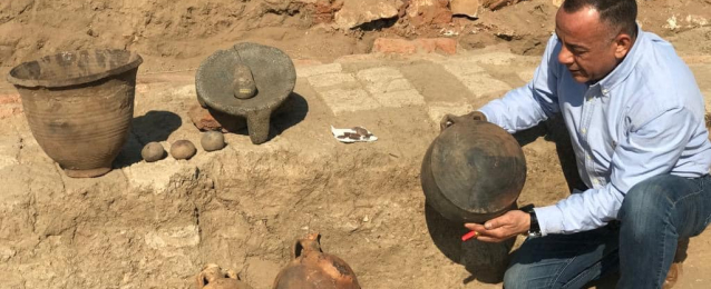 الآثار : بعثة أثرية تكتشف أول مدينة سكنية كاملة من العصر الروماني بشرق الأقصر