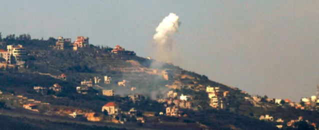 جيش الاحتلال الإسرائيلي يعلن قصف مجمع عسكري لحزب الله بجنوب لبنان