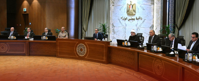 رئيس الوزراء يُهنئ الرئيس السيسي والقوات المُسلحة والشعب المصري بمُناسبة الذكرى الثانية والأربعين لعيد تحرير سيناء